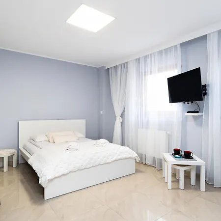 Wonder - W Przyziemiu - Cicha Okolica Apartment
