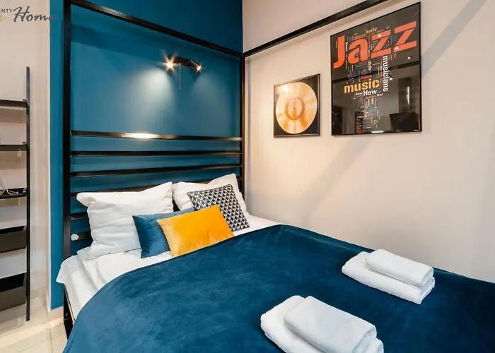 Wonder - W Przyziemiu - Cicha Okolica كارباش